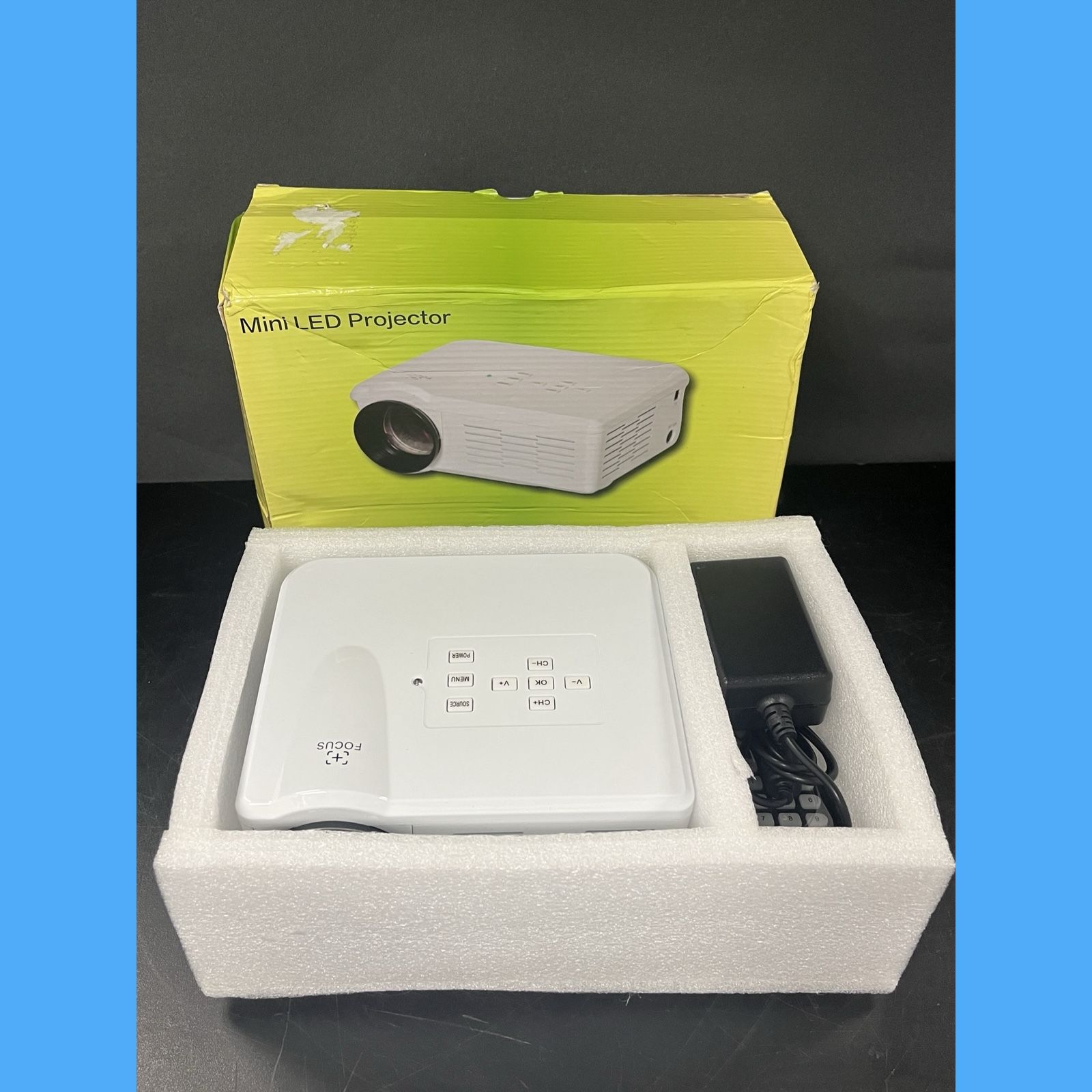 NEW Mini LED Projector for home theater