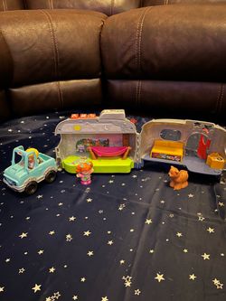 LITTLE PEOPLE LEARNING CAMPER