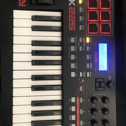 Akai Mpk225 Sampler/sequencer/drum Machine/ Midi controller