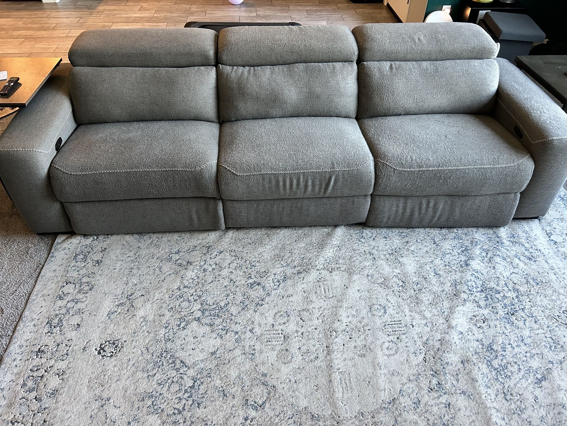 Electric Reclining Sofa