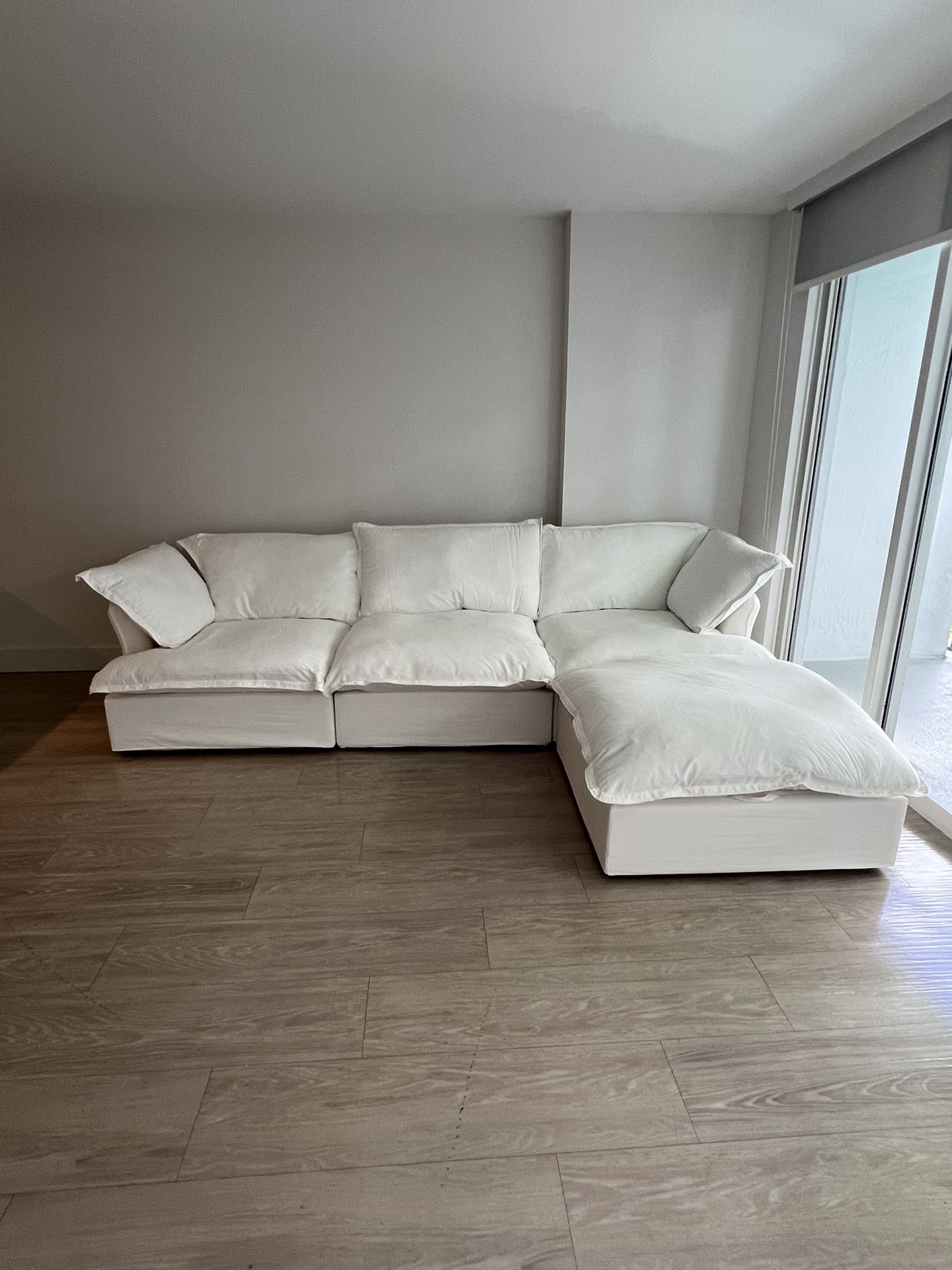 White Cloud Sectional (Brand New In Boxes)