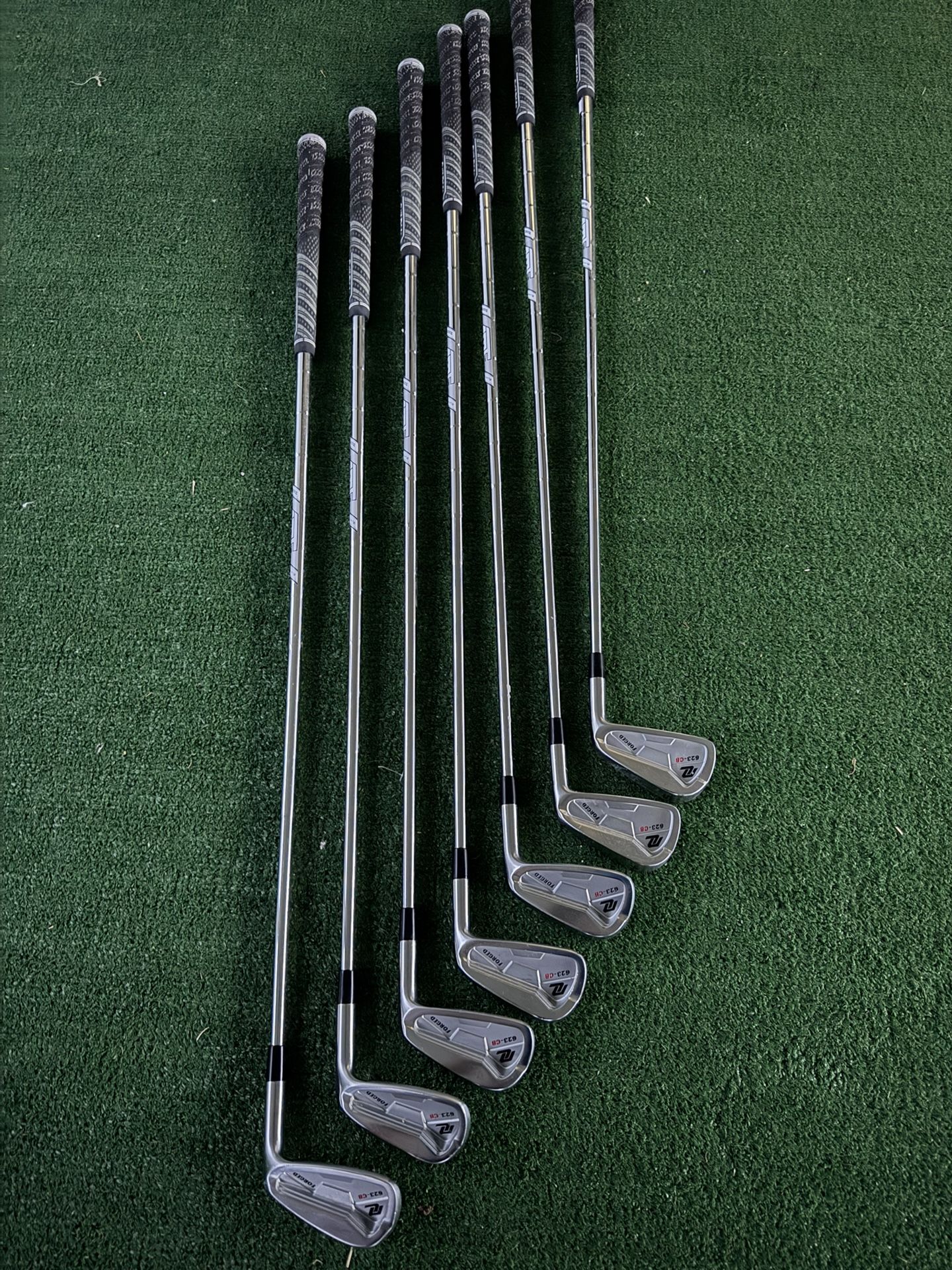 Men’s RH Iron Set 4-P