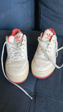 Tenis, Adidas, size tres y medio