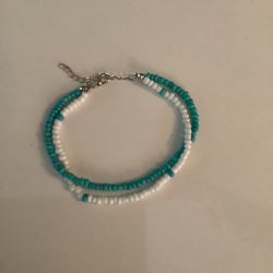 Tourquoise and white anklet