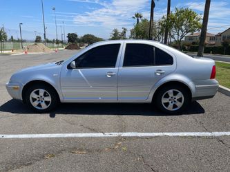 2003 VW Jetta - 160,000 miles - Clean Title