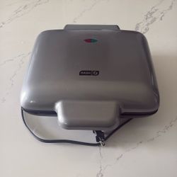 Dash Waffle Maker - 4 Waffle Slot 
