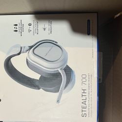 Turtle Beach Stealth 700 Gen 3 Gaming Headphones for PlayStation - White: Wireless Tech, 20hr Battery