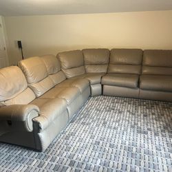 La-Z-Boy Leather Sectional Recliners and Sofa Bed