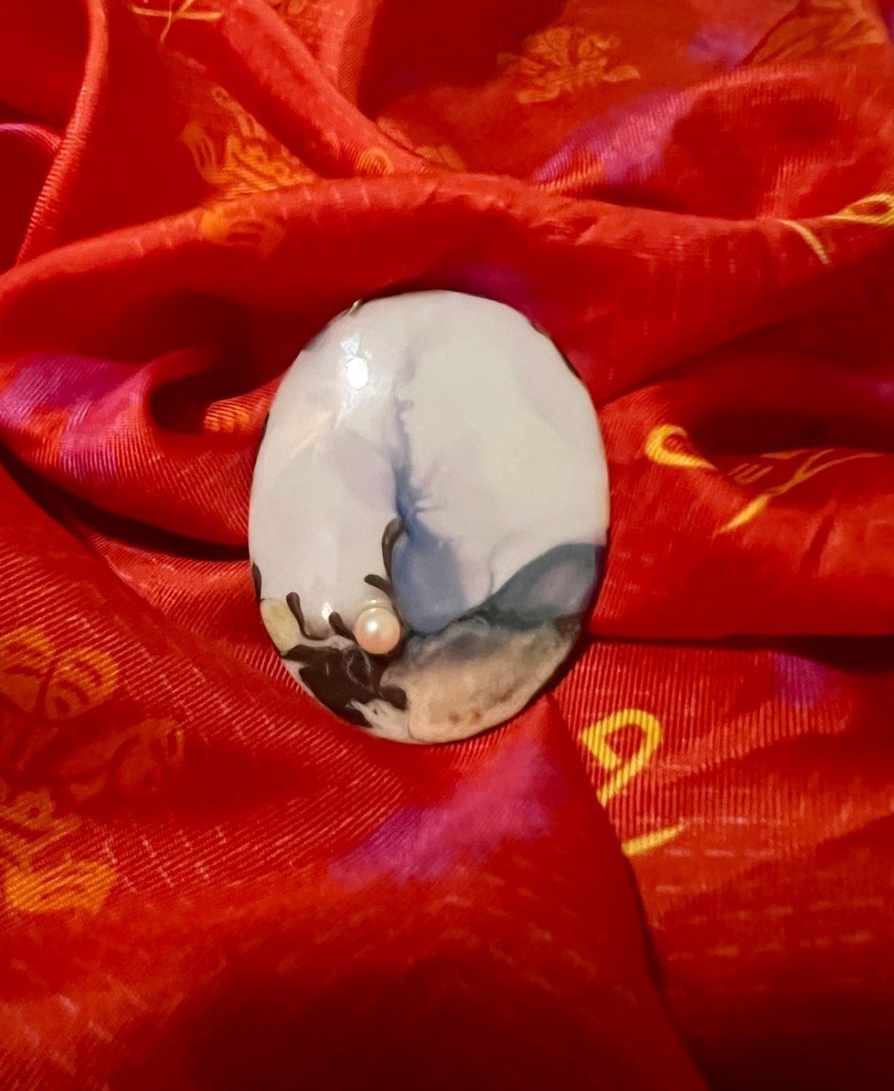 Brooch