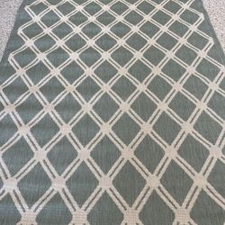 Tricia Trellis Indoor/Outdoor Rug 5x8
