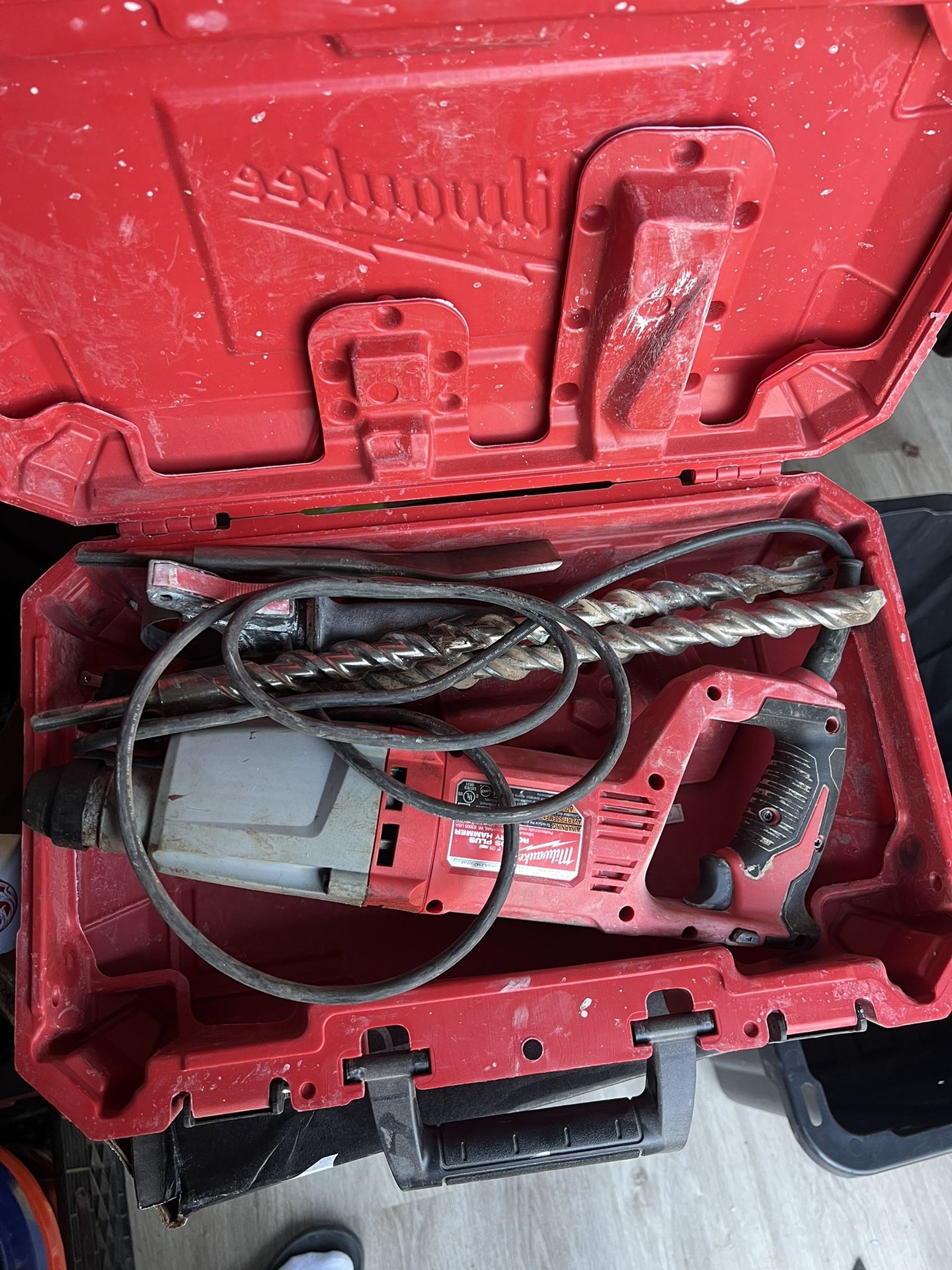 Milwaukee Hammer Drill And Bits