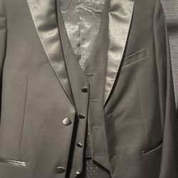 Boys coat and vest....size 12