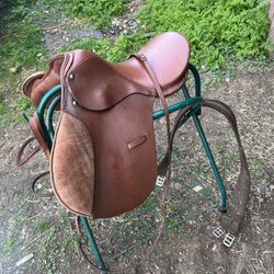 Small English Saddle With Bridle