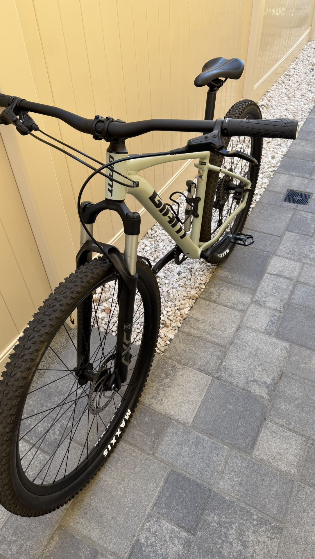 2022 Giant Talon 1 Mountain bike M29/1,Hardtail
