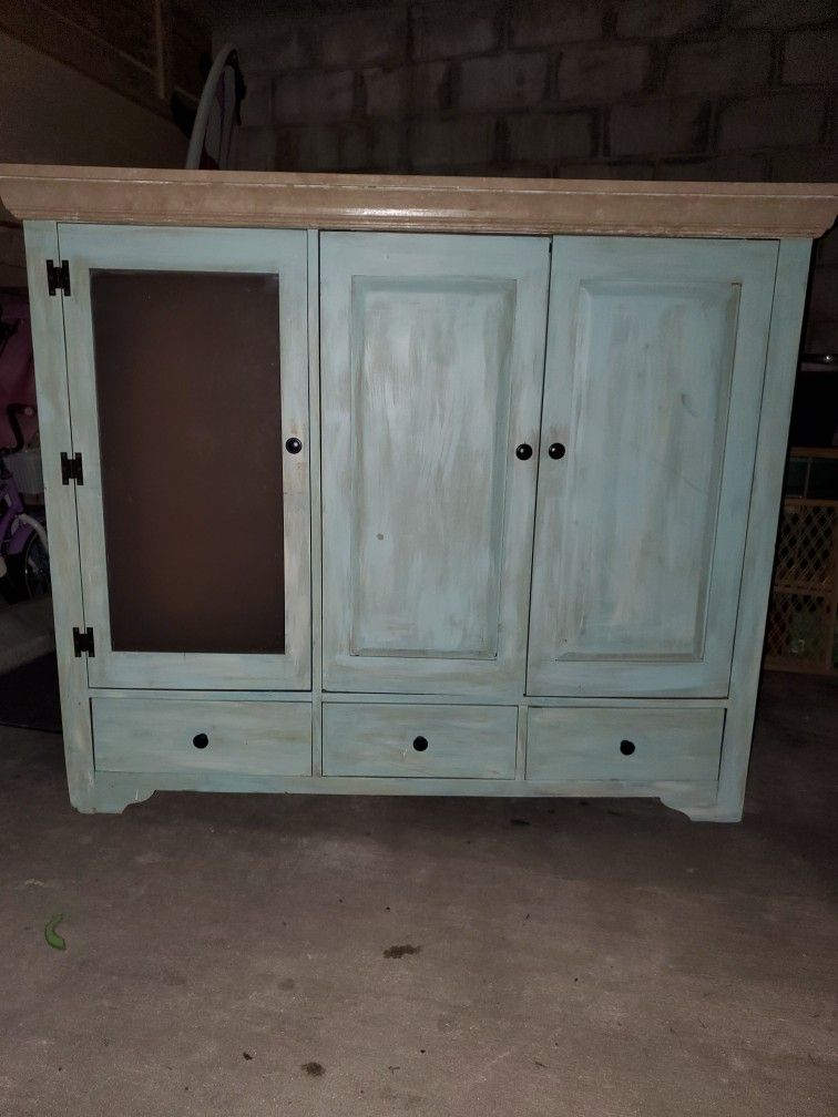 Cabinet Broyhill