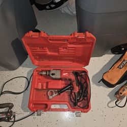 Milwaukee hammer drill 40$