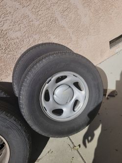 Set of 4 Toyota wheels rims tires