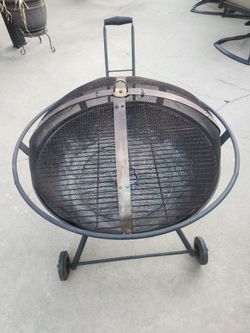 Portable fire pit