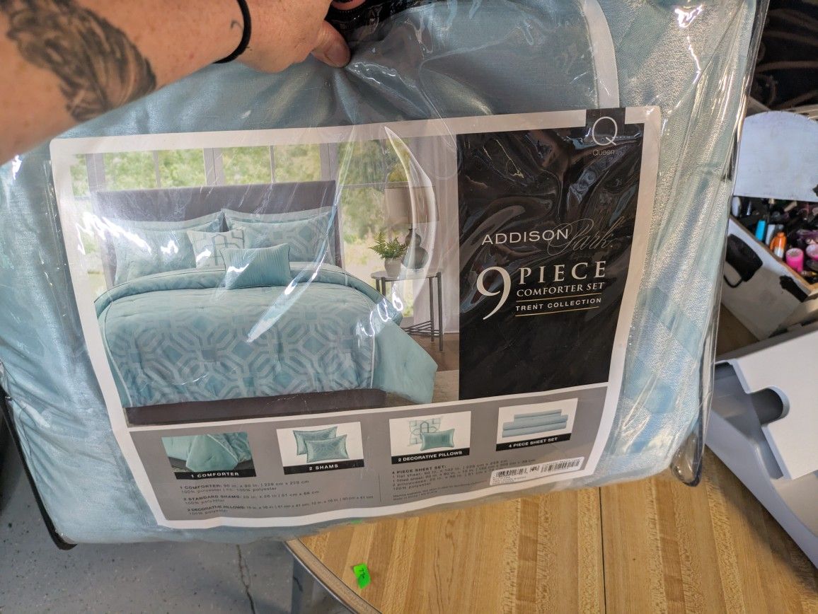 Addison Park 9 piece bedding Set