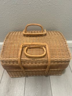 Vintage Wicker Picnic Basket Set Service for 4 Precidio Riviera Van Beers Blue Melamine