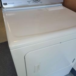 Matching Maytag Washer And Electric Dryer 