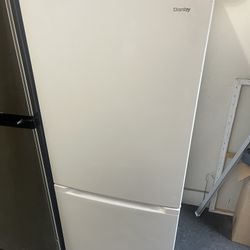 Refrigerator 24