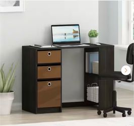 Smallish desktop table