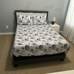 Full Size Bed Frame & Mattress