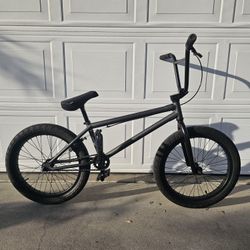 Subrosa Sono XL BMX Bike
