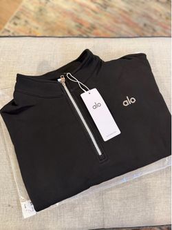 Alo Mens Quarter Zip Large And Medium