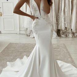 Size 10 Beautiful Comfortable Fabric