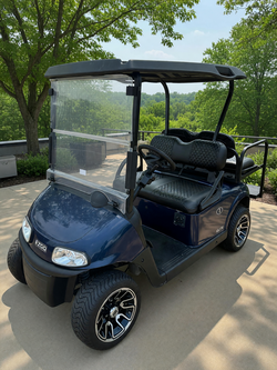 2021 EZGO RXV Lithium 26 MPH golf cart in good condition