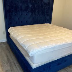 King Size Pillow Top Bed 