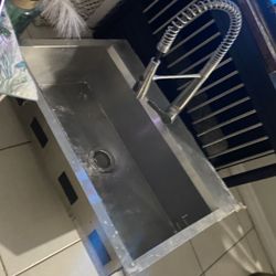 Kohler Stainless Steel Sink (30.5L * 15W 