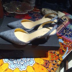 Barney's N.Y Size 37