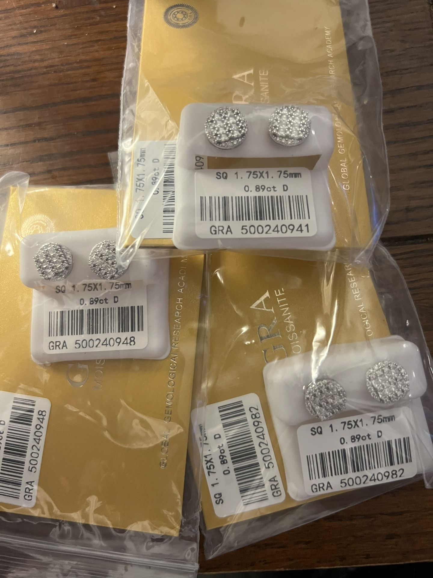 VVS1 Earrings , Sterling Silver 