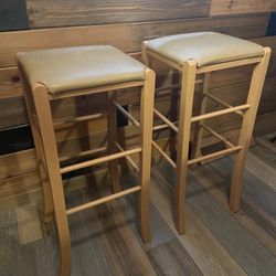 Bar Stools 