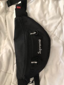 Supreme fanny pack