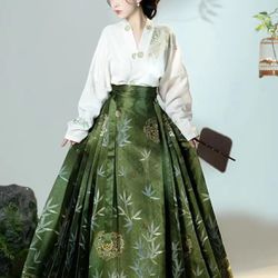 Ming Dynasty-style Hanfu size XS new mamian two-piece set, bamboo print skirt