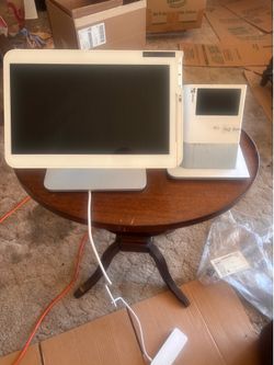 Clover payment terminal