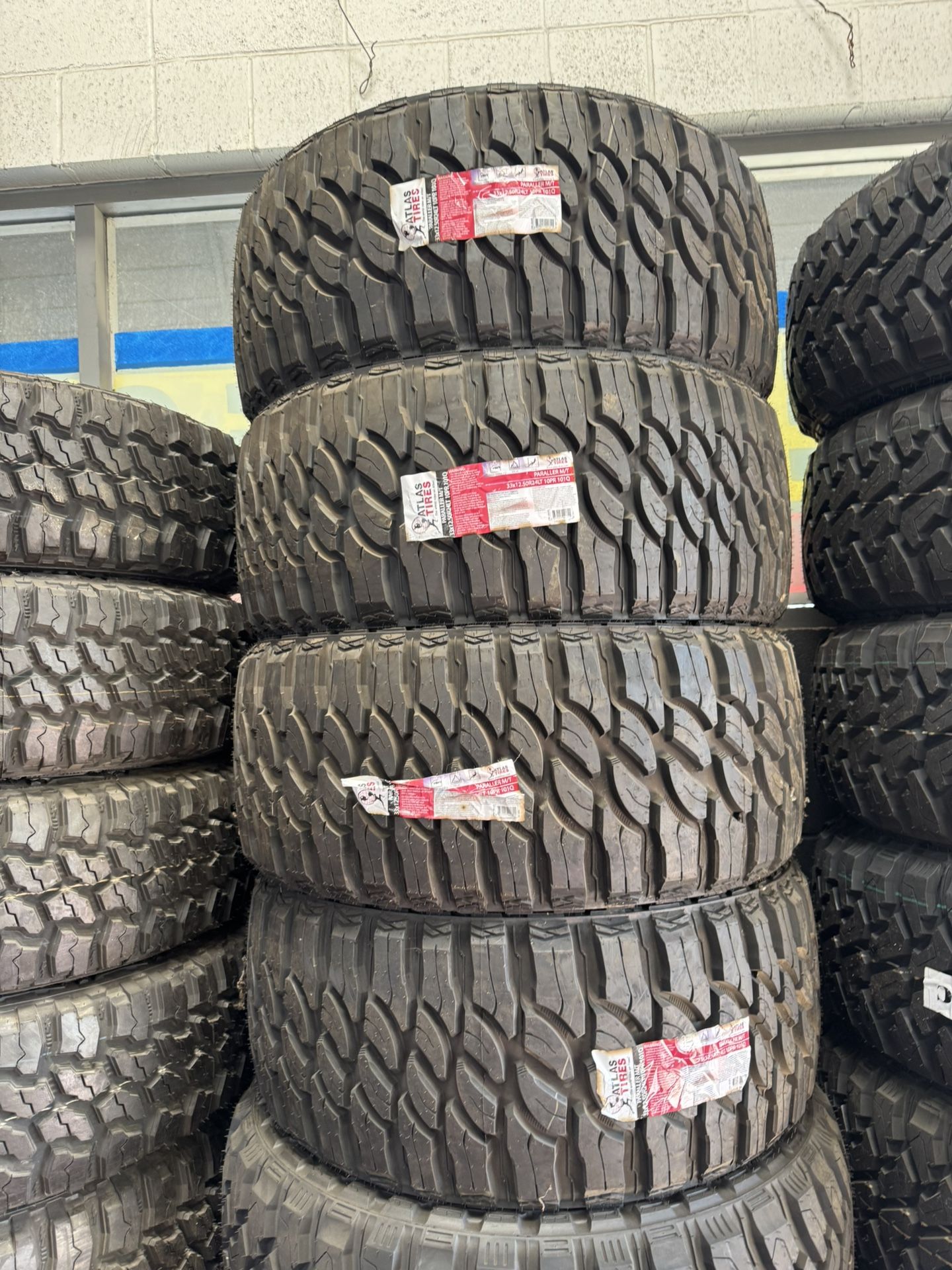 33X12.50R22 SET OF 4 MUD TIRES WITH INSTALLATION AND BALANCING 