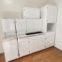 Gabinetes nuevos para Cocina dos abajo 17:48 pulgadas tres arriba 17 30 y 48 a la cena 24 × 80