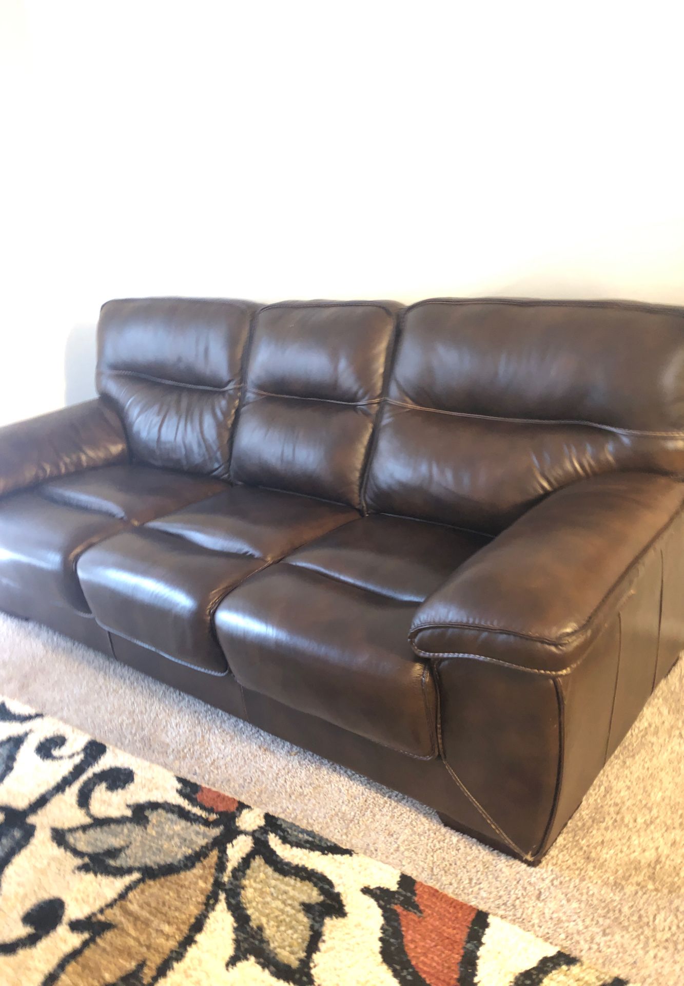 Topscale furnitures premium love and sofa for sale am moving out of