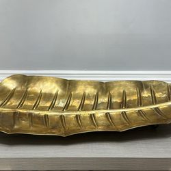 GORGEOUS  BRASS GOLD LEAF METAL DECOR / BOWL 