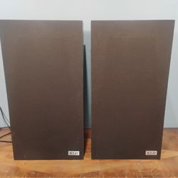 Vintage KLH Model 317 Speakers 
