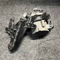 BMW AUXILIARY WATER PUMP 11(contact info removed)35-04 FITS 550I 650I 750I X5 X6 M 