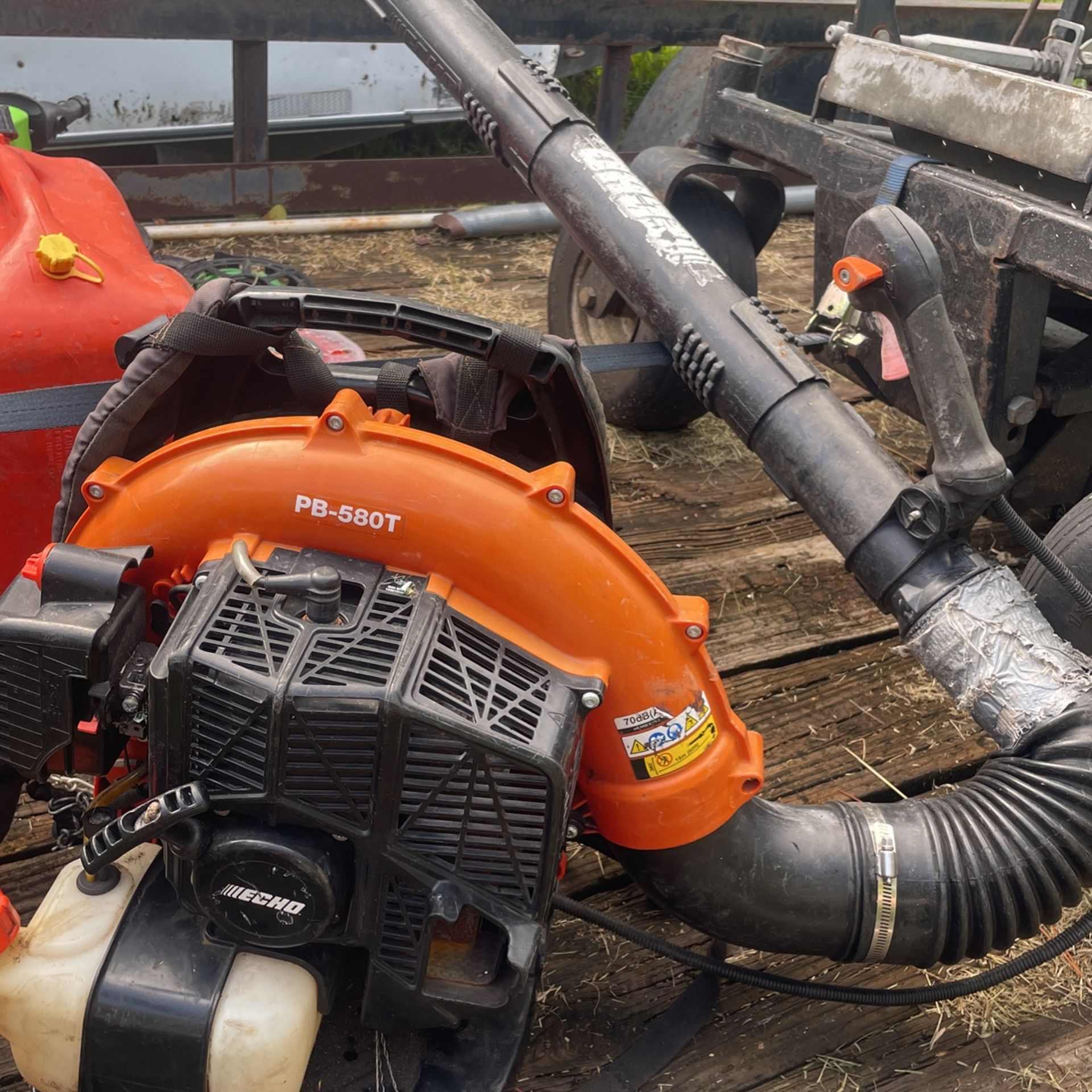 Echo Back Pack Blower Runs Great Stihl for Sale in Miami, FL OfferUp