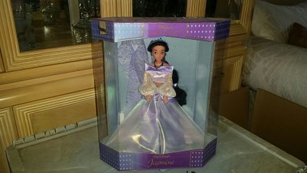 Disney classic doll collection