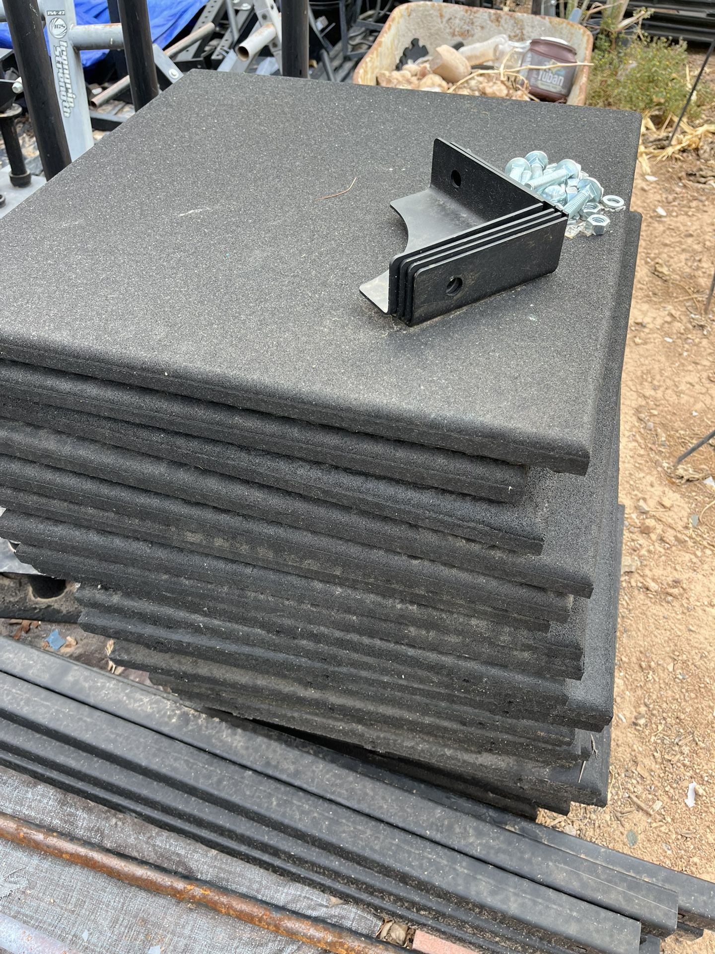 Rogue Deadlift Platform With 16 Rubber Tiles 8x8’