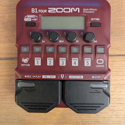Zoom B1 Four. Bass Multi-effects processor